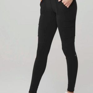 ALO Yoga High-Waist Cargo Legging - Black - Size XXS